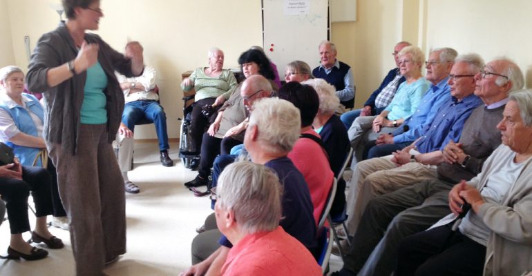 Besuch von Bewohnerinnen und Bewohnern des Seniorenheims St. Josef in Kroev